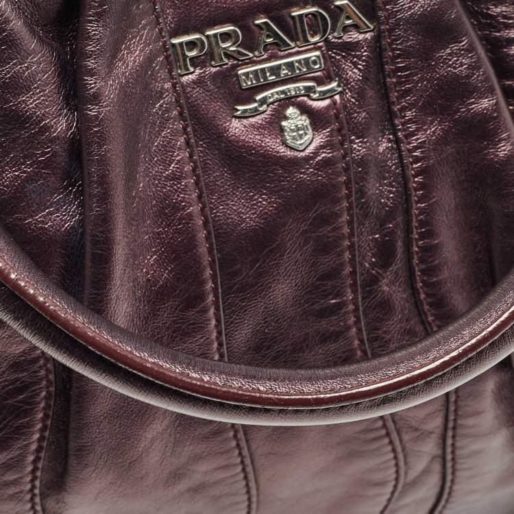 Pre Owned Prada Metallic Purple Leather Wave Hobo