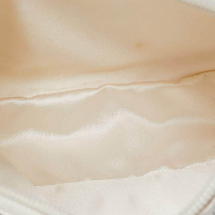 Pre Owned Prada Off White Satin Crystal Embellished Re-Edition 2000 Baguette Bag
