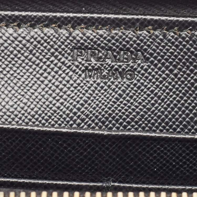 Pre Owned Prada Black Saffiano Lux Leather Zip Continental Wallet