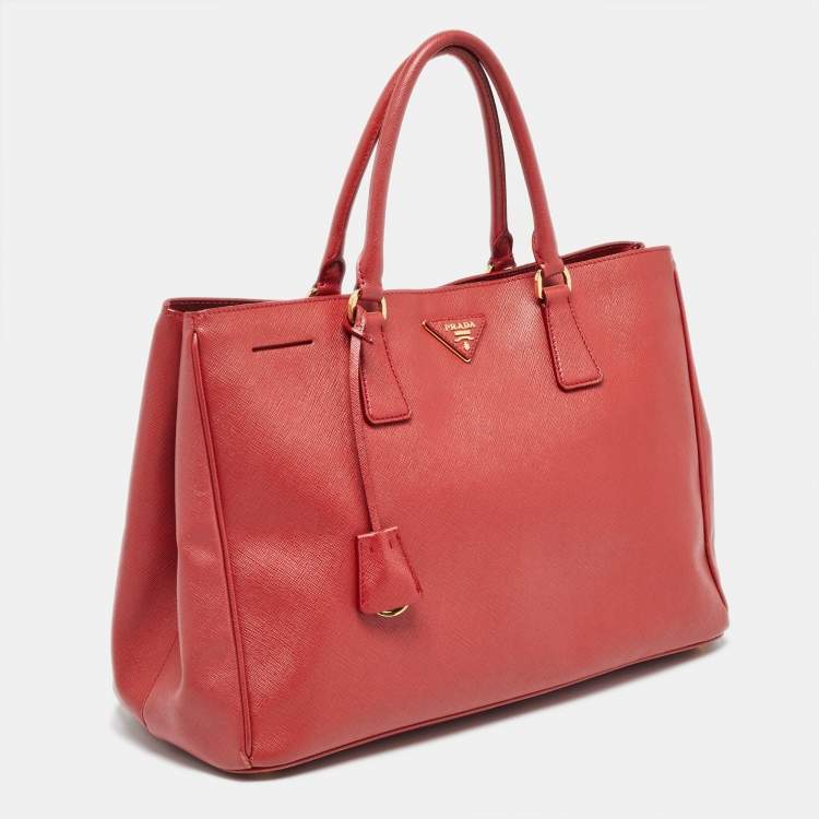 Pre Owned Prada Red Saffiano Lux Leather Large Galleria Tote