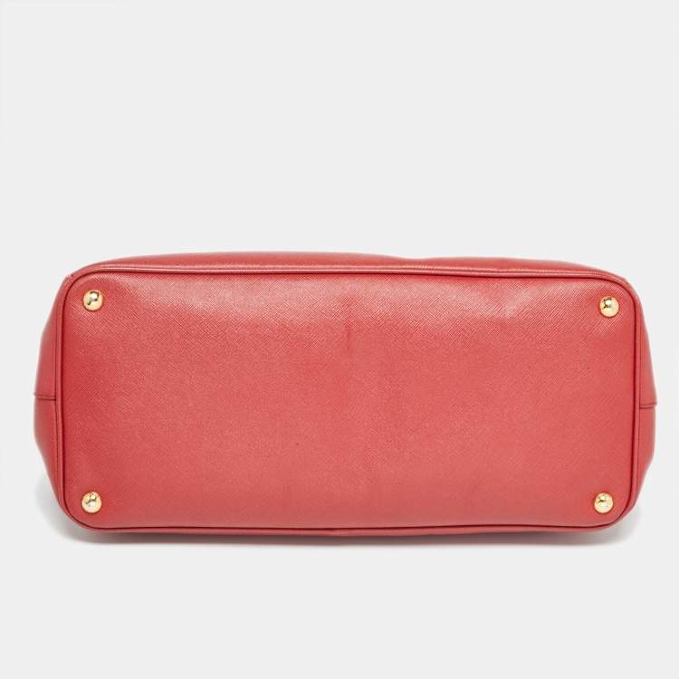 Pre Owned Prada Red Saffiano Lux Leather Large Galleria Tote