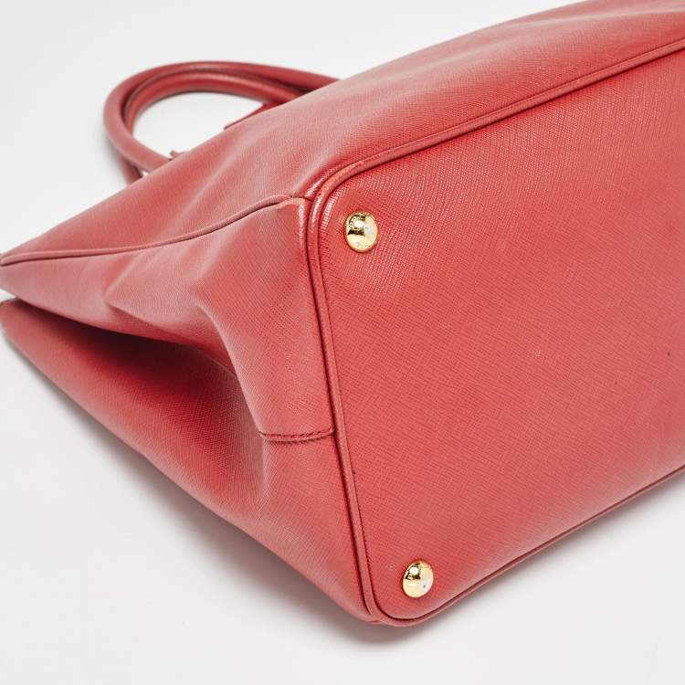 Pre Owned Prada Red Saffiano Lux Leather Large Galleria Tote