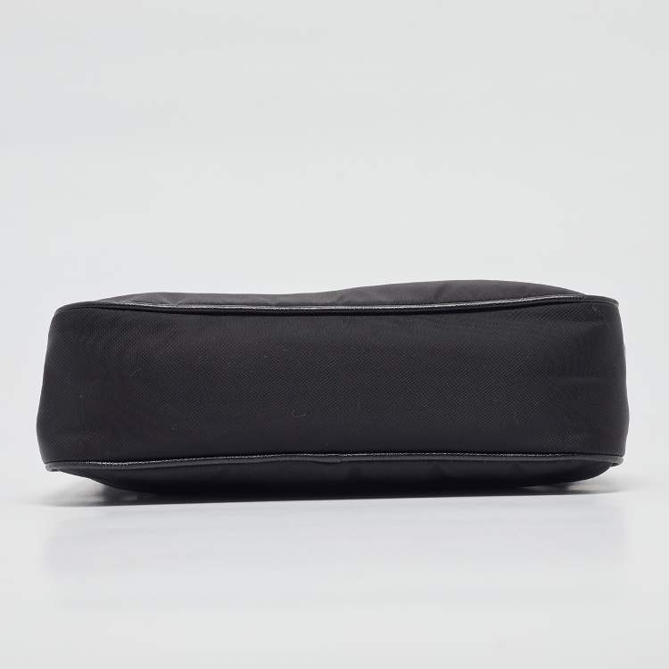 Pre Owned Prada Black Nylon and Saffiano Leather Re-Edition 2005 Baguette Bag