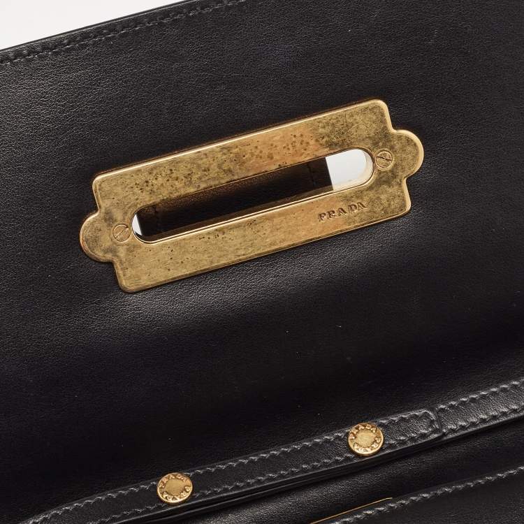 Pre Owned Prada Black Leather Cahier Chain Clutch
