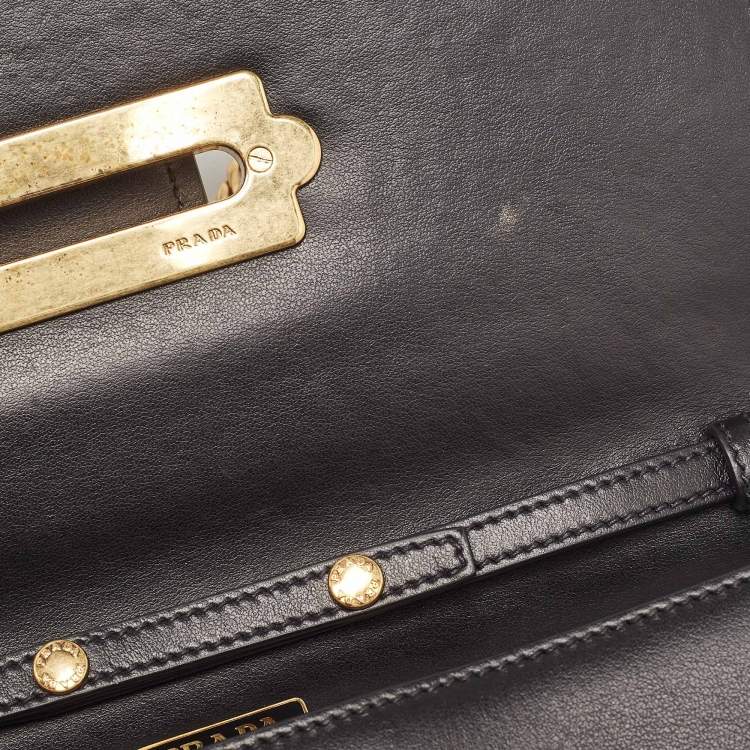 Pre Owned Prada Black Leather Cahier Chain Clutch