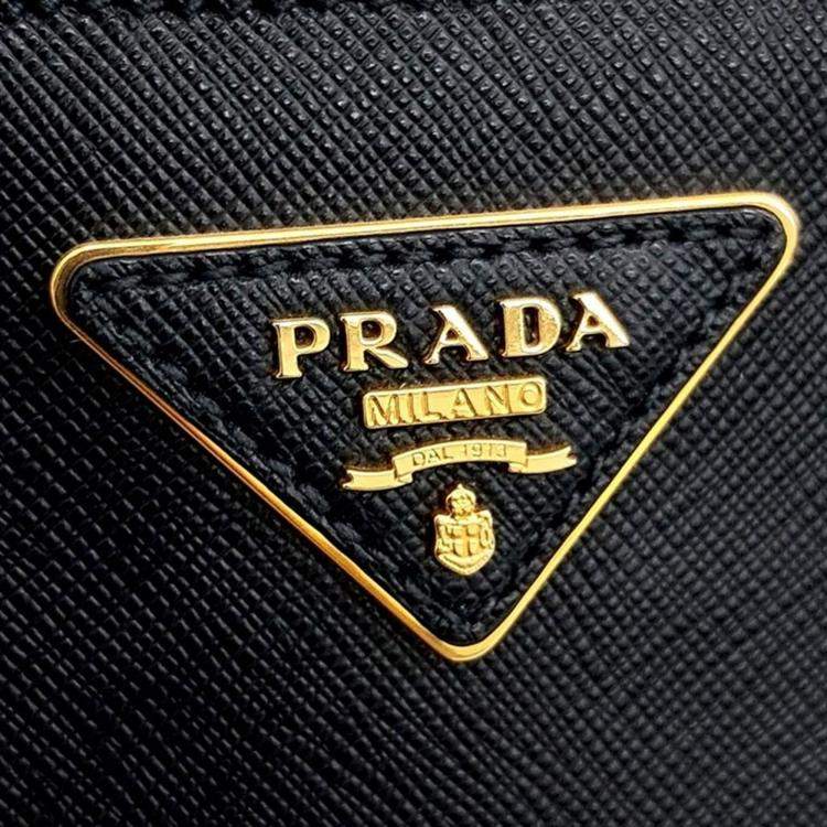 Pre Owned Prada Saffiano Lux Tote Bag