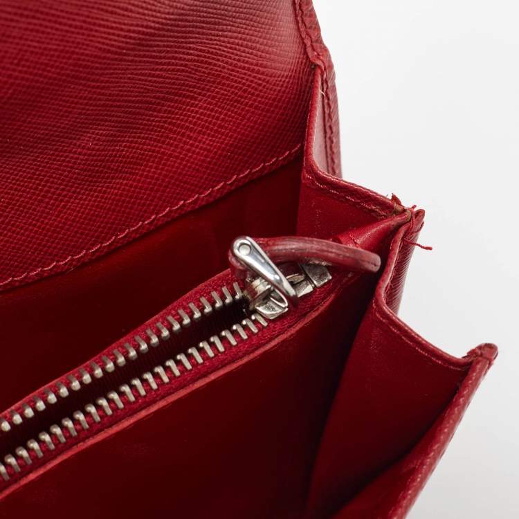 Pre Owned Prada Red Saffiano Leather Flap Pouch 