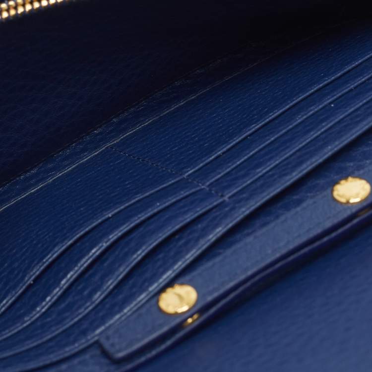 Pre Owned Prada Navy Blue Vitello Grain Leather Logo Flap Wallet On Chain