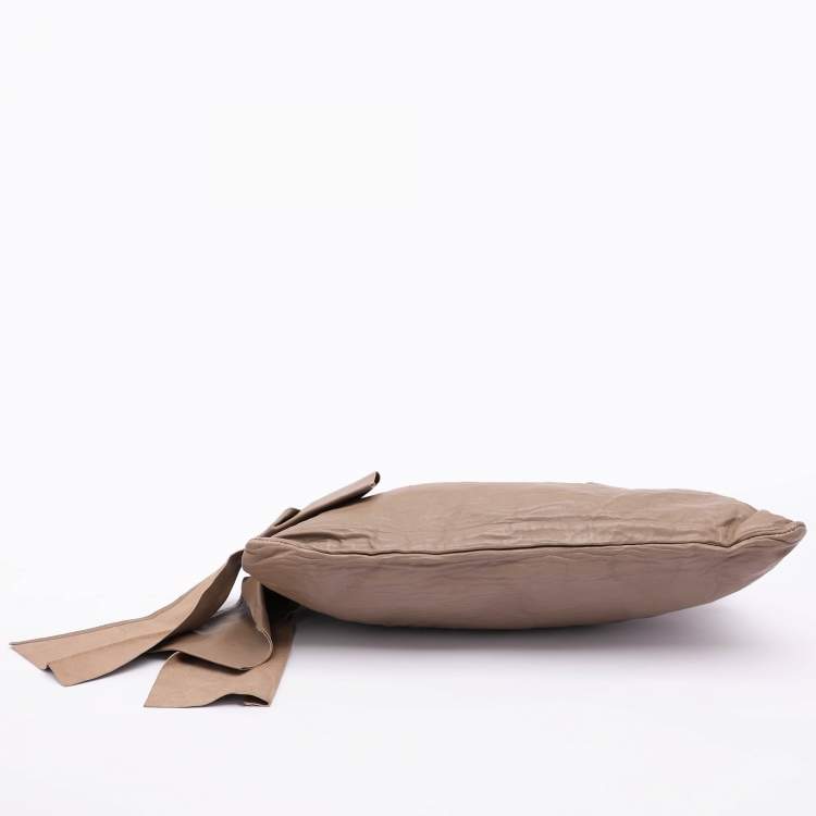 Pre Owned Prada Beige Leather Bow Clutch