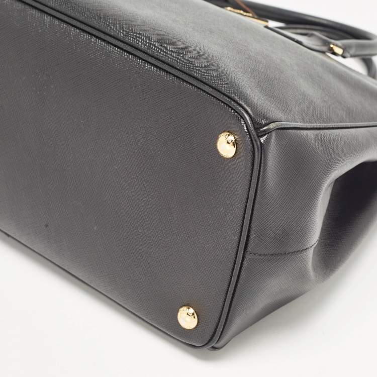 Pre Owned Prada Black Saffiano Leather Medium Double Zip Tote