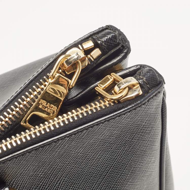 Pre Owned Prada Black Saffiano Leather Medium Double Zip Tote