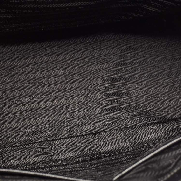 Pre Owned Prada Black Saffiano Leather Medium Double Zip Tote