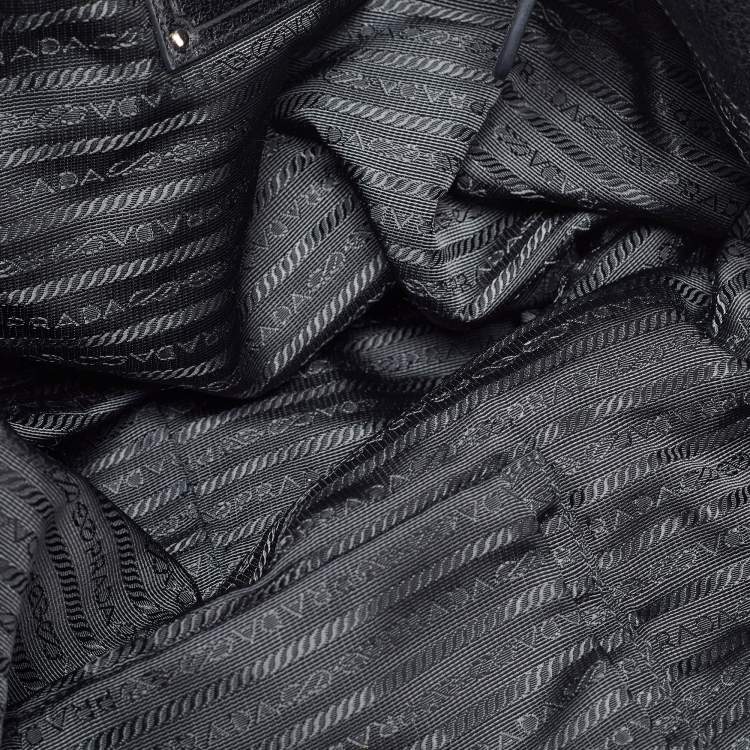 Pre Owned Prada Black Nylon and Leather Shopper Tote