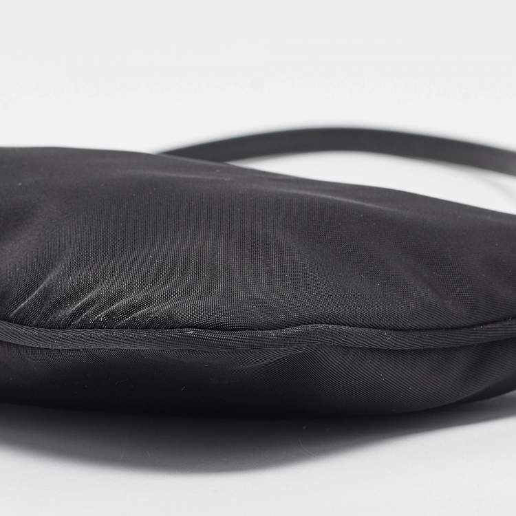 Pre Owned Prada Black Nylon Logo Zip Pochette Bag