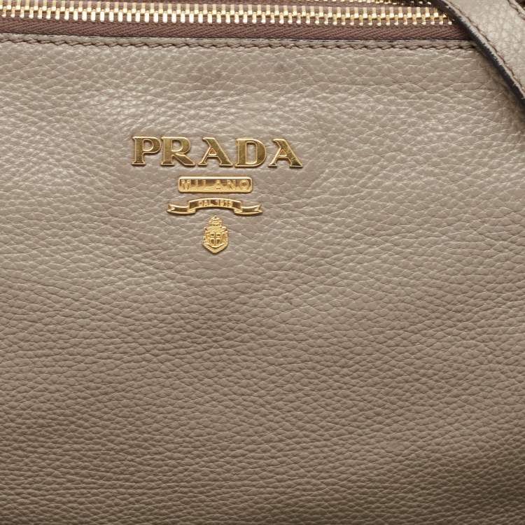 Pre Owned Prada Grey Vitello Daino Leather Double Zip Crossbody Bag