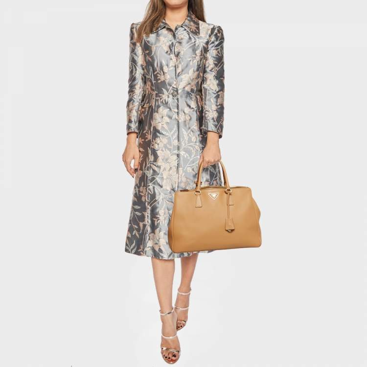 Pre Owned Prada Natural Leather Extra Large Galleria Tote