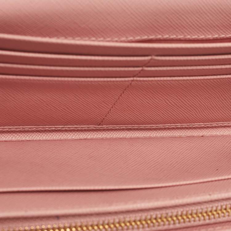 Pre Owned Prada Pink Saffiano Lux Leather Logo Flap Continental Wallet