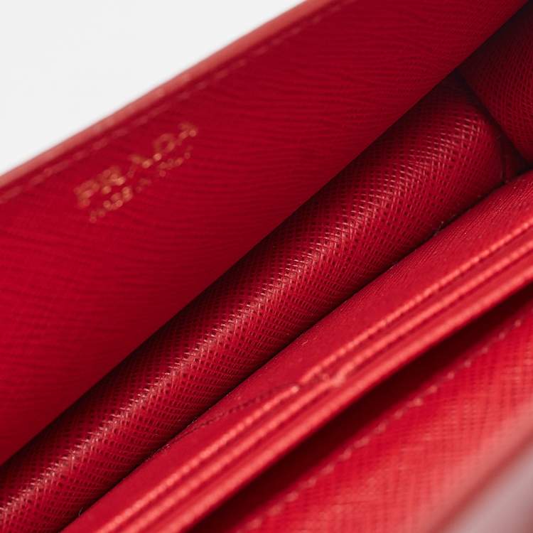 Pre Owned Prada Red Saffiano Leather Cahier Wallet on Chain
