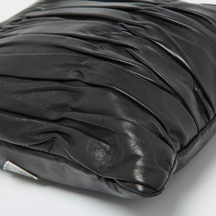 Pre Owned Prada Black Nappa Leather Gaufré Floral Tote