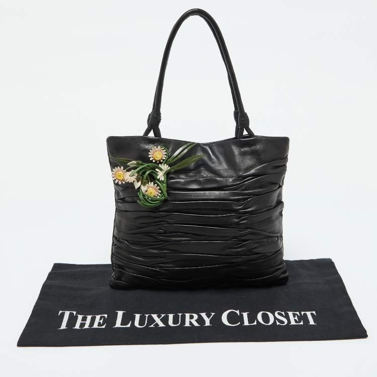 Pre Owned Prada Black Nappa Leather Gaufré Floral Tote