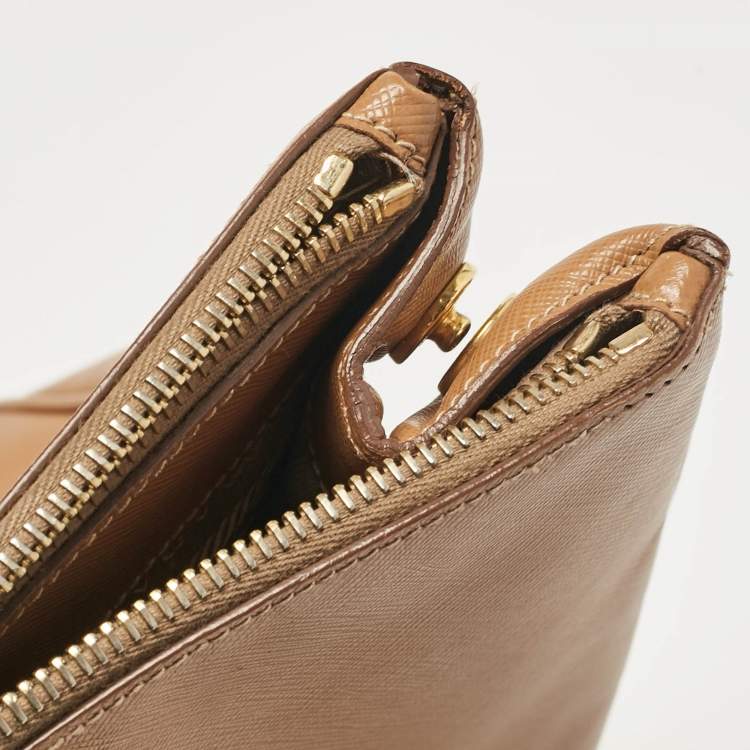 Pre Owned Prada Brown Saffiano Lux Leather Large Galleria Double Zip Tote
