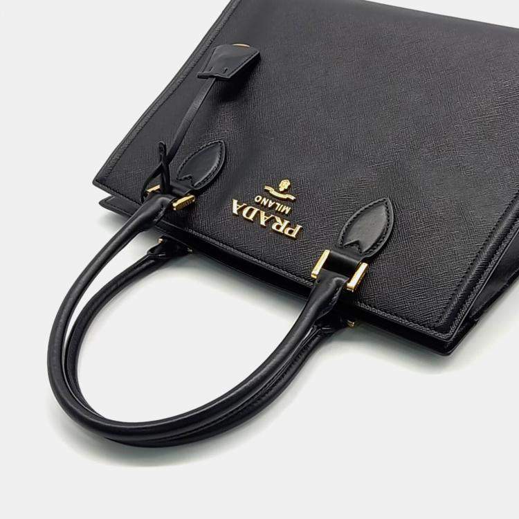 مملوكة مسبقًا Prada Saffiano Tote And Shoulder Bag