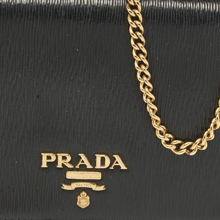 Pre Owned Prada Black Leather Logo Wallet On Chain