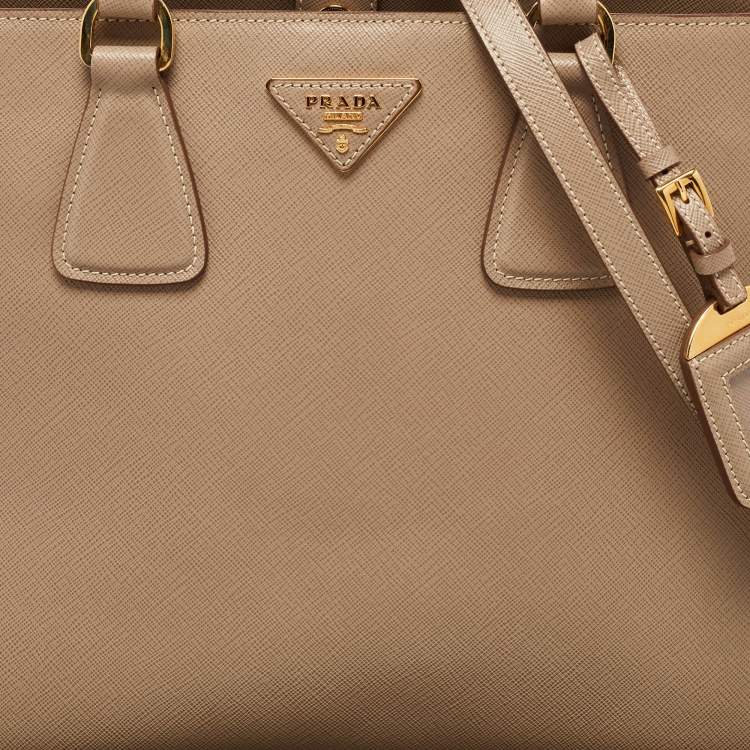 Pre Owned Prada Beige/White Saffiano Lux Leather Open Tote