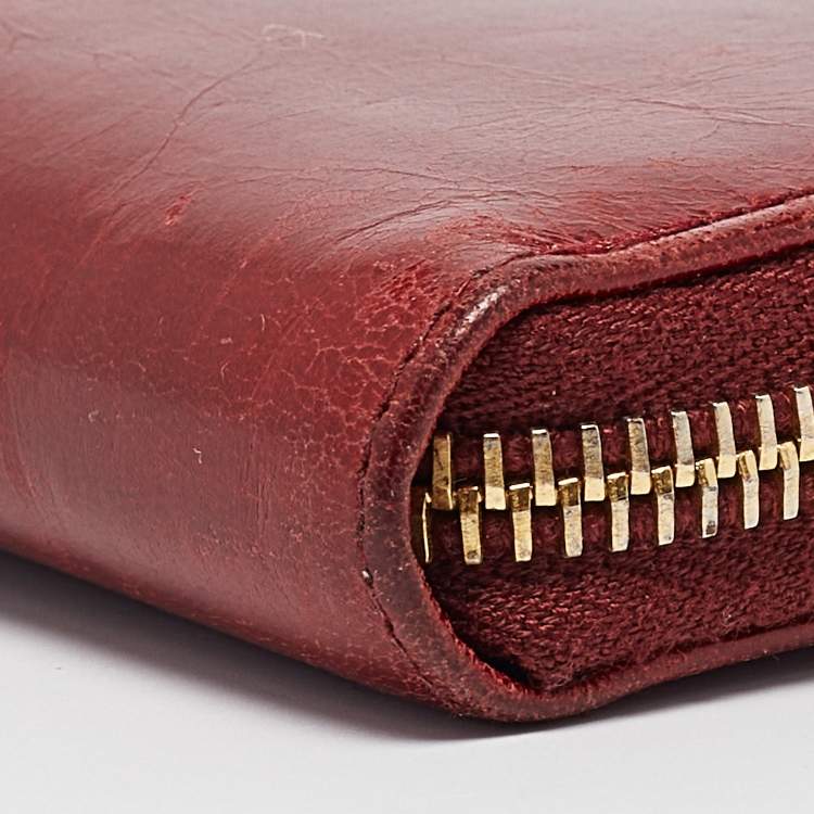 Pre Owned Prada Red Vitelo Shine Leather Logo Zip Continental Wallet
