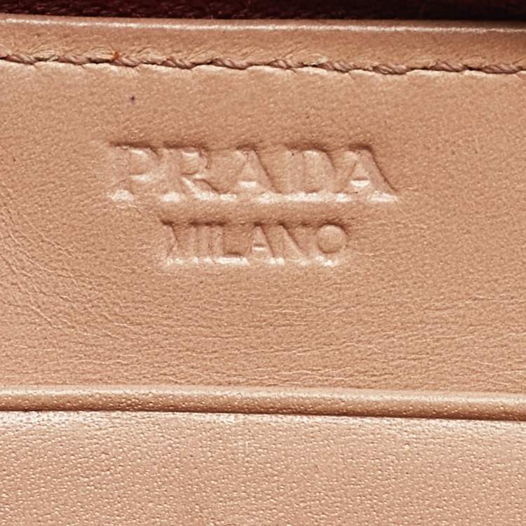 Pre Owned Prada Red Vitelo Shine Leather Logo Zip Continental Wallet