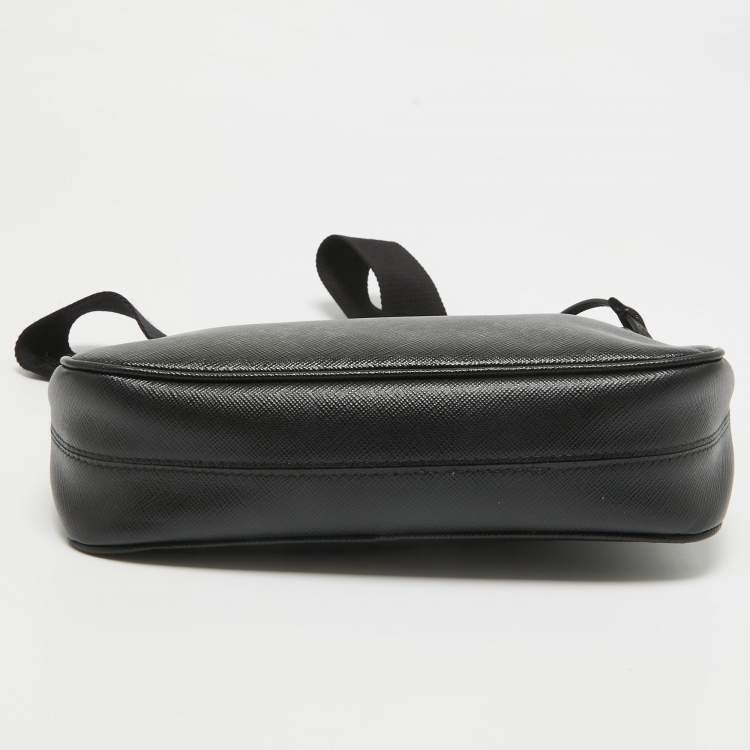 Pre Owned Prada Black Saffiano Lux Leather Nylon Re-Edition 2005 Bag