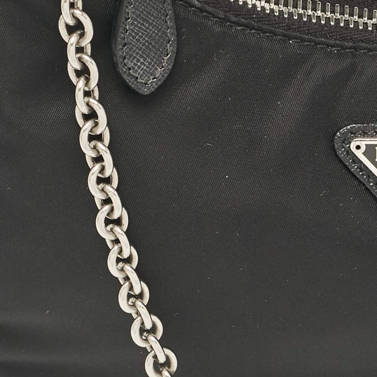 Pre Owned Prada Black Nylon and Saffiano Leather Re-Edition 2005 Shoulder Bag