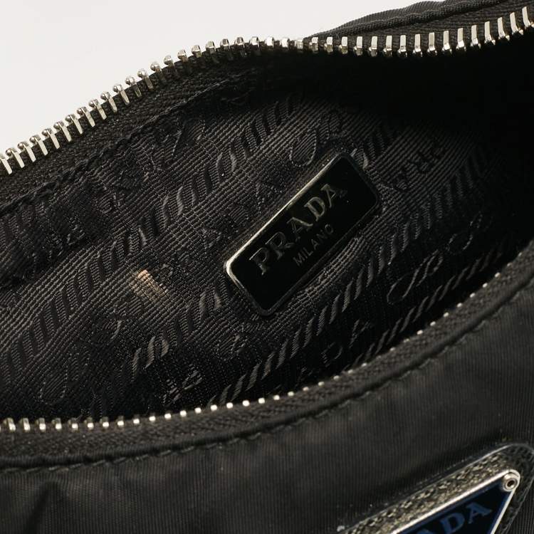 Pre Owned Prada Black Nylon and Saffiano Leather Re-Edition 2005 Shoulder Bag