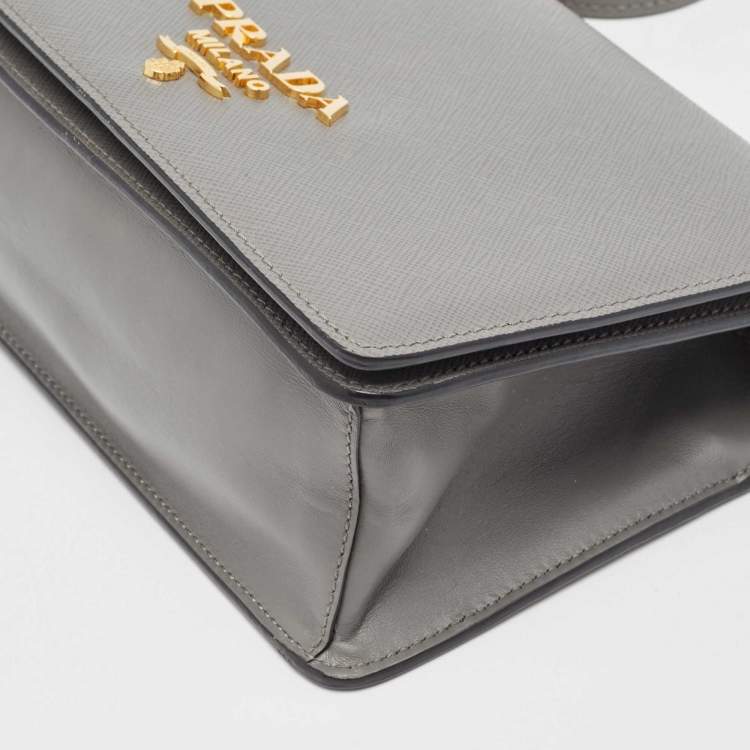Pre Owned Prada Grey Saffiano Leather Logo Flap Crossbody Bag