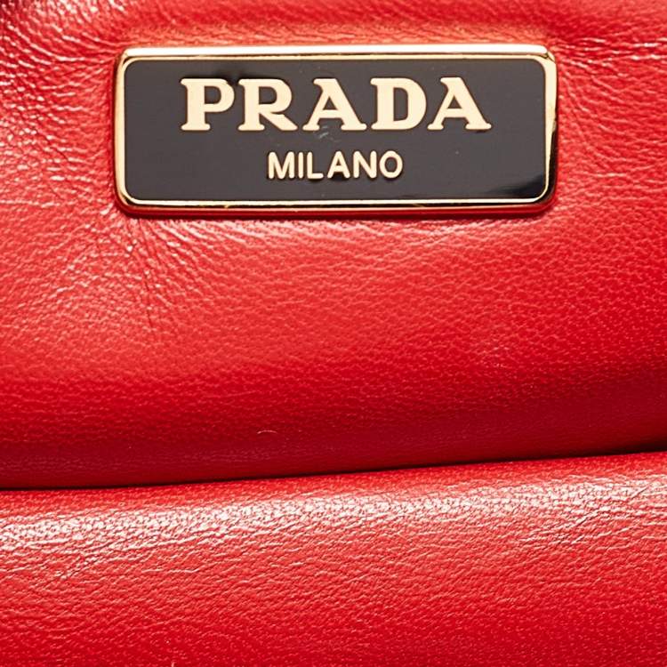 Pre Owned Prada Black Patent Leather Metal Flap Clutch