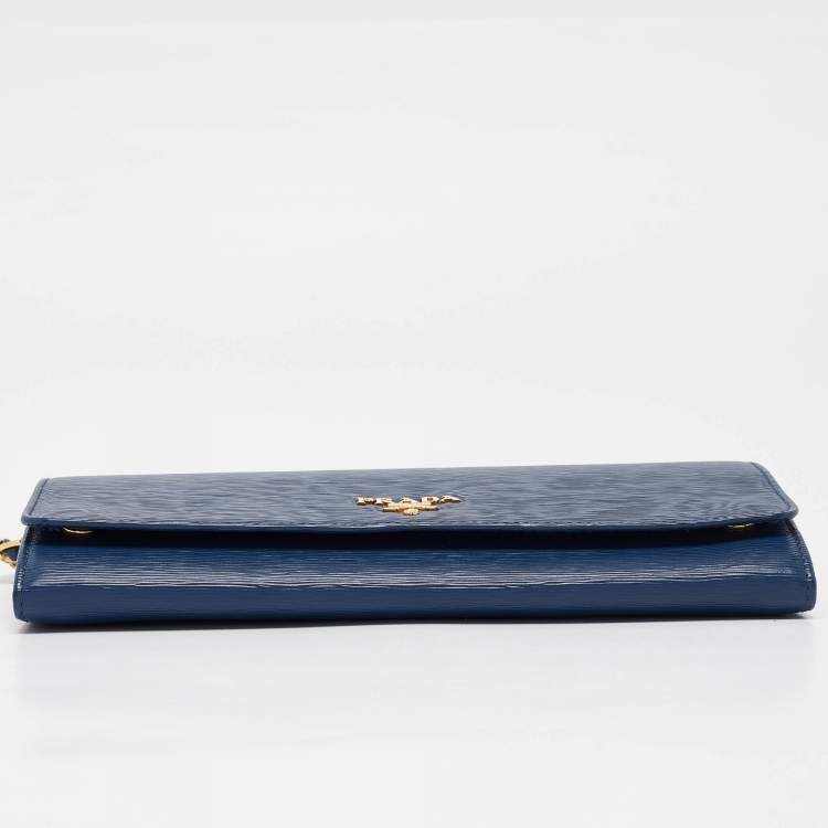 Pre Owned Prada Blue Vitello Move Leather Wallet on Chain