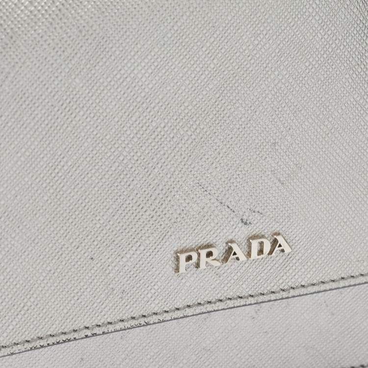 Pre Owned Prada Silver Saffiano Lux Leather Flap Chain Clutch