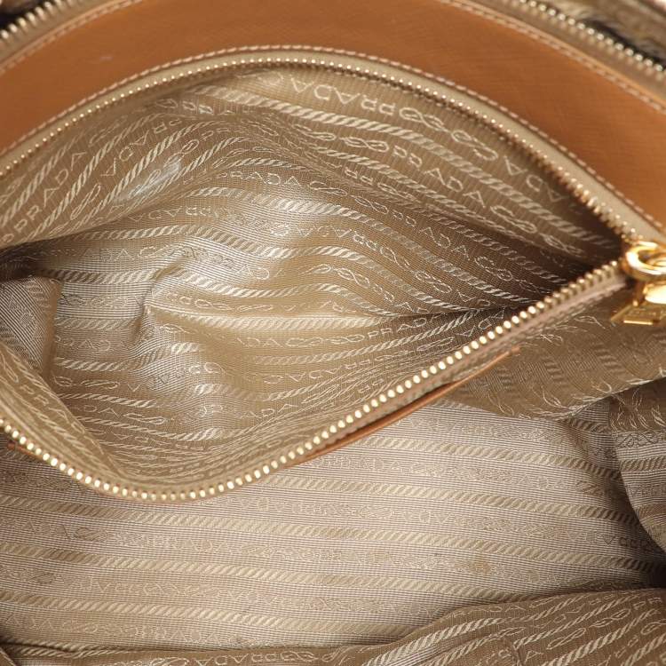 Pre Owned Prada Caramel Saffiano Lux Leather Large Galleria Double Zip Tote