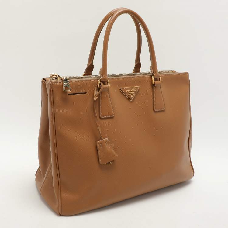 Pre Owned Prada Caramel Saffiano Lux Leather Large Galleria Double Zip Tote