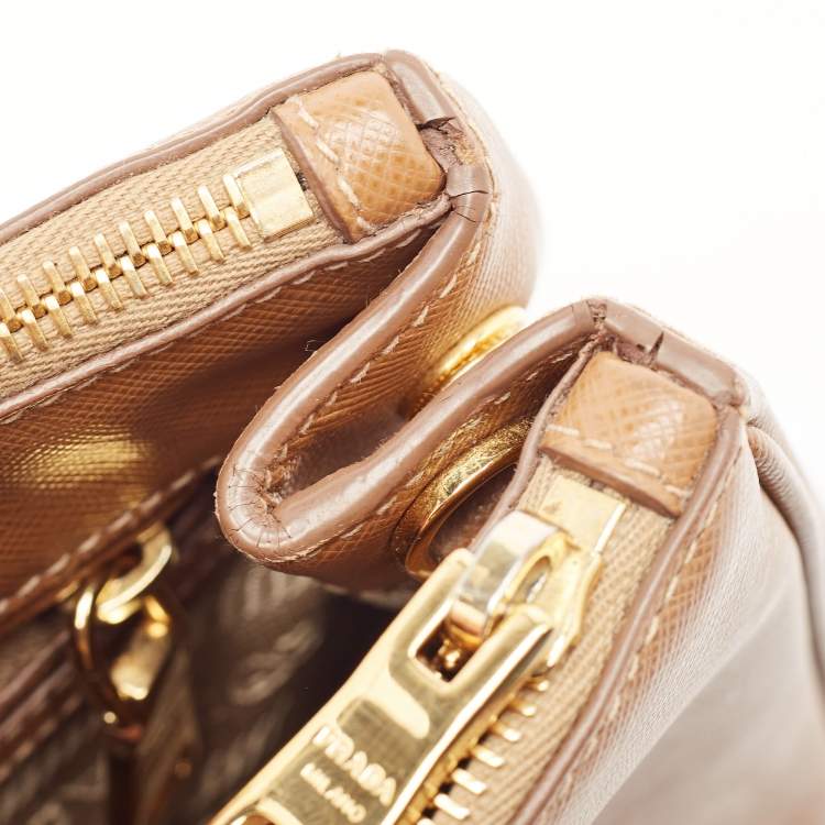 Pre Owned Prada Brown Saffiano Lux Leather Small Galleria Tote
