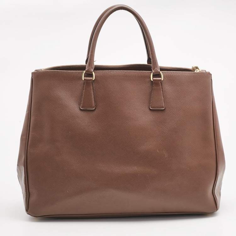 Pre Owned Prada Brown Saffiano Lux Leather Executive Galleria Double Zip Tote