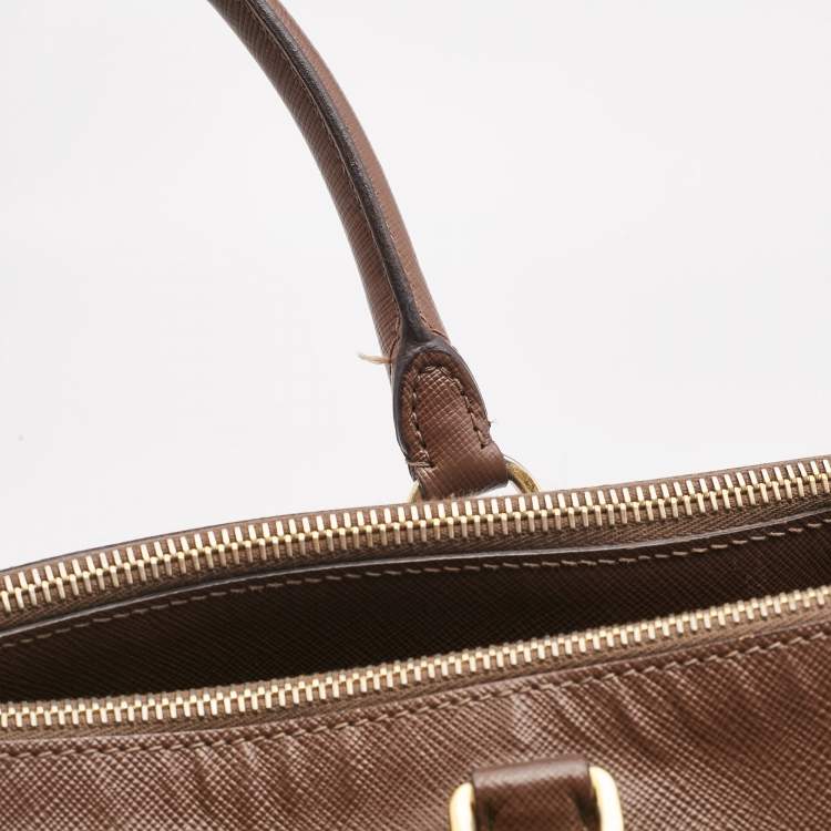 Pre Owned Prada Brown Saffiano Lux Leather Executive Galleria Double Zip Tote