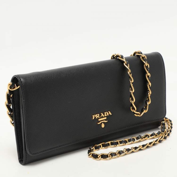 Pre Owned Prada Black Saffiano Lux Leather Oro Chain Wallet On chain