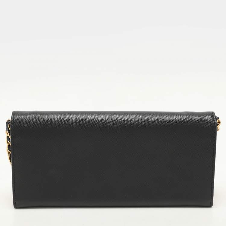 Pre Owned Prada Black Saffiano Lux Leather Oro Chain Wallet On chain