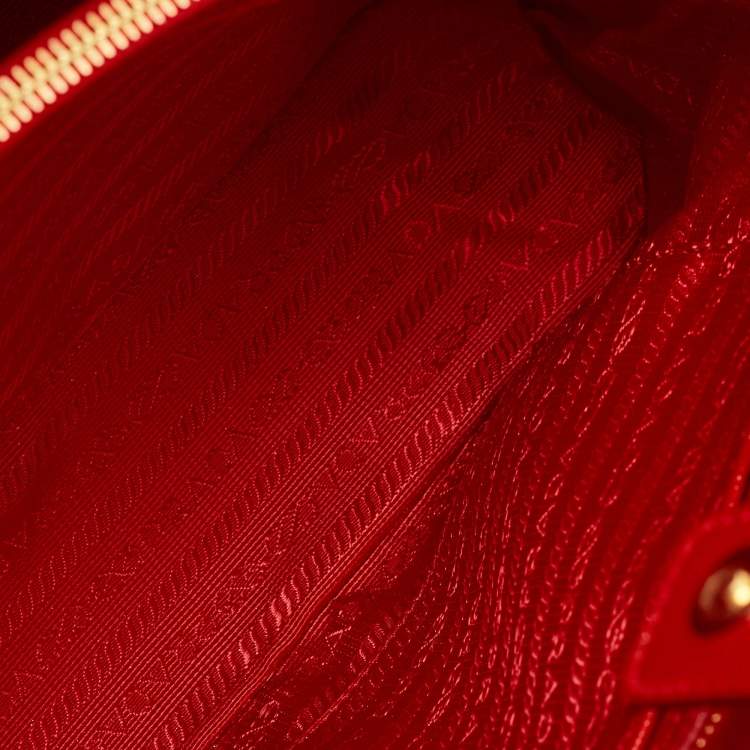 Pre Owned Prada Red Saffiano Lux Patent Leather Medium Promenade Satchel