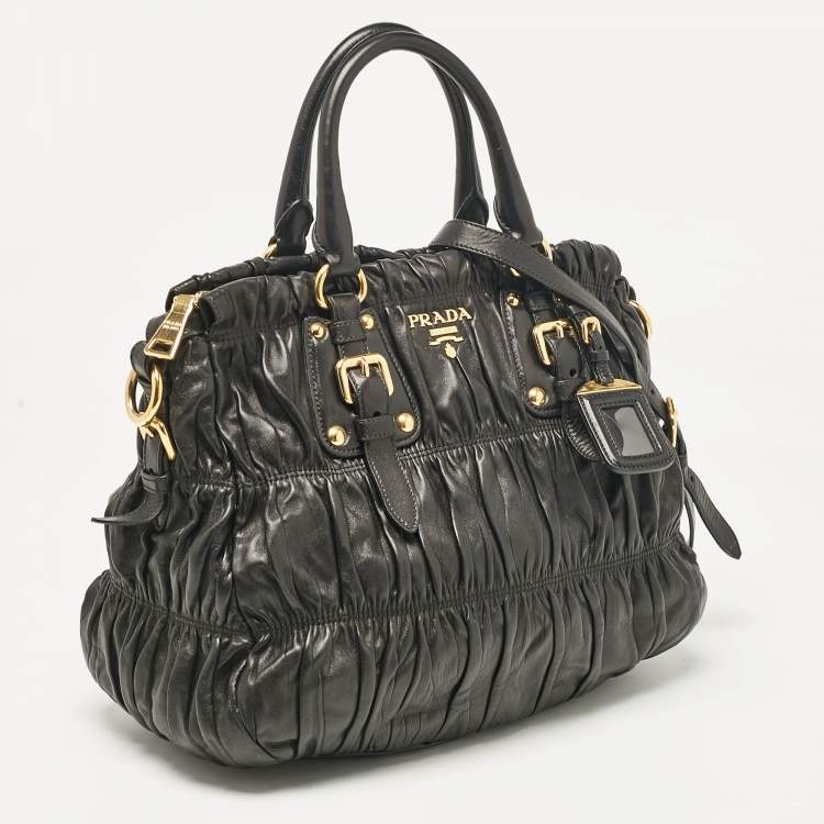 Pre Owned Prada Black Leather Gaufre Tote