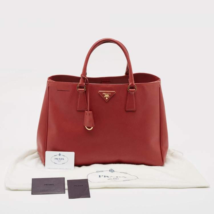 Pre Owned Prada Red Saffiano Lux Leather Large Galleria Open Tote