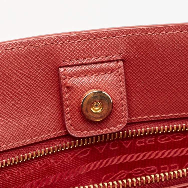 Pre Owned Prada Red Saffiano Lux Leather Large Galleria Open Tote
