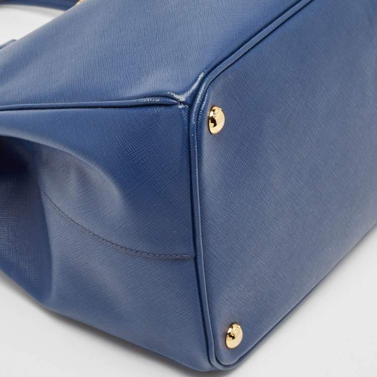 مملوكة مسبقًا Prada Navy Blue Saffiano Lux Leather Large Gardener's Tote