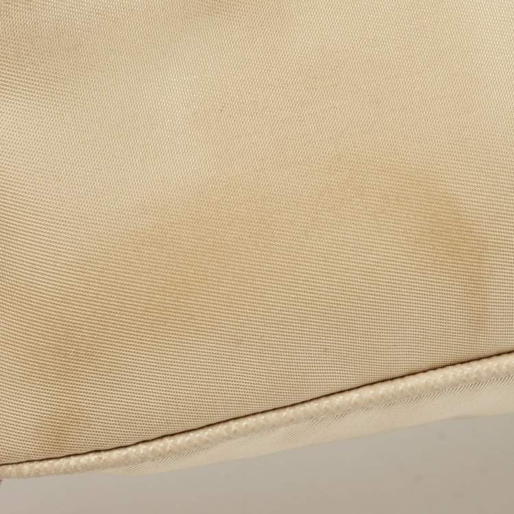 Pre Owned Prada Cream Nylon and Leather Re-Edition 2005 Bag